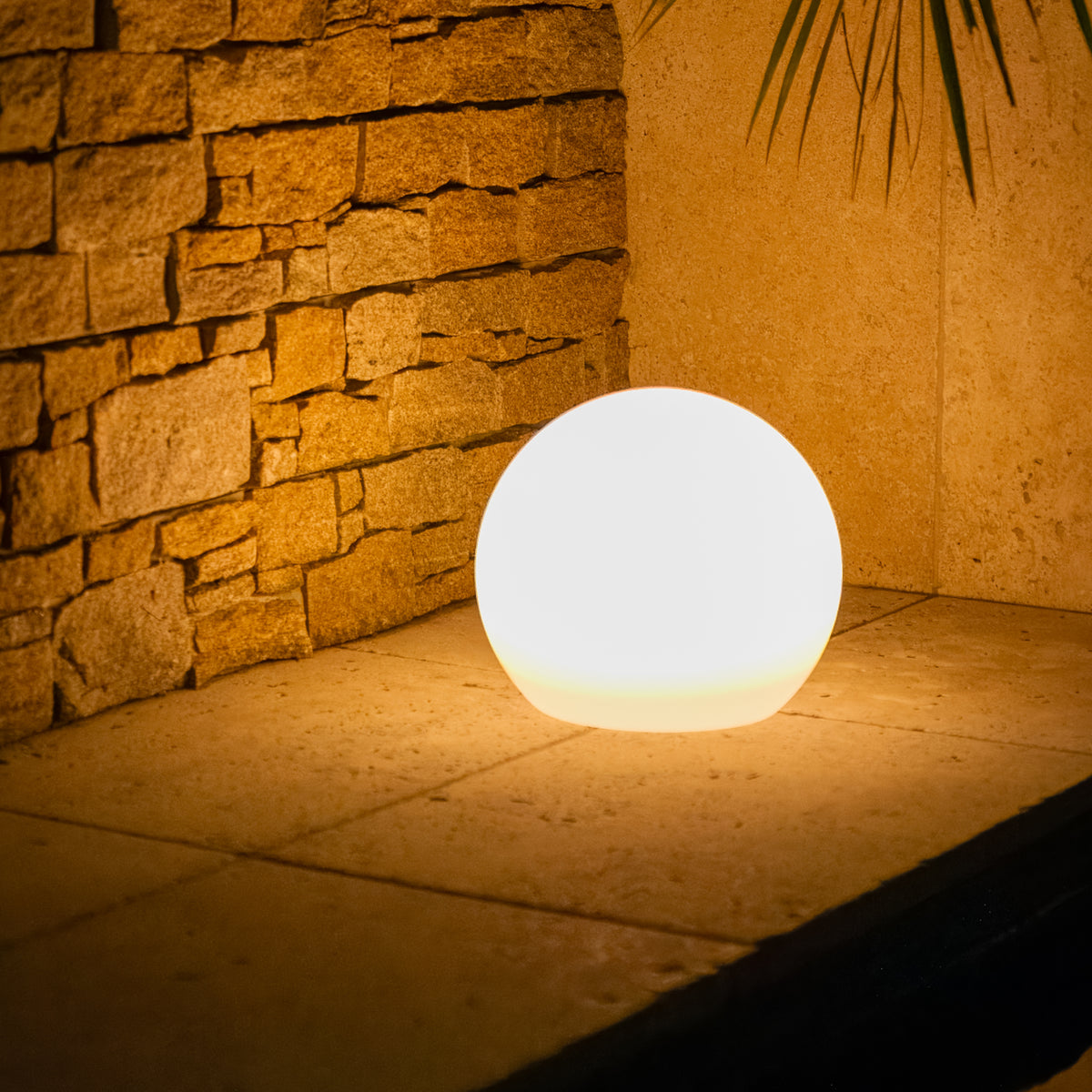 Solar Sphere Light, 10in, Multi-Color LED, Remote Controlled, Hoselink